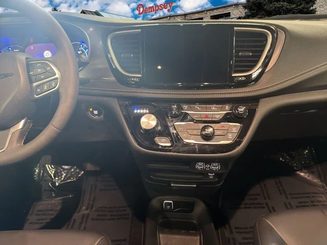SEMINUEVOS CHRYSLER Pacifica Hybrid a Estados en autogozo