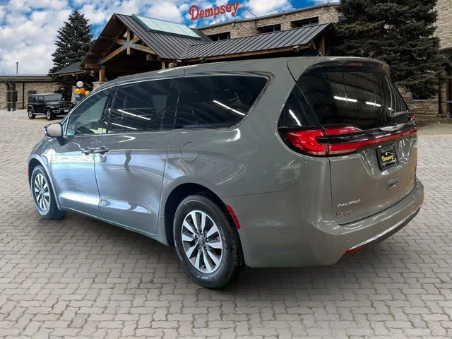 SEMINUEVOS CHRYSLER Pacifica Hybrid a Estados en autogozo