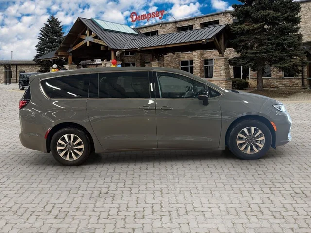 SEMINUEVOS CHRYSLER Pacifica Hybrid a Estados en autogozo
