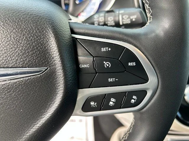 SEMINUEVOS CHRYSLER Pacifica Hybrid a Estados en autogozo