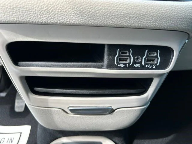 SEMINUEVOS CHRYSLER Pacifica Hybrid a Estados en autogozo
