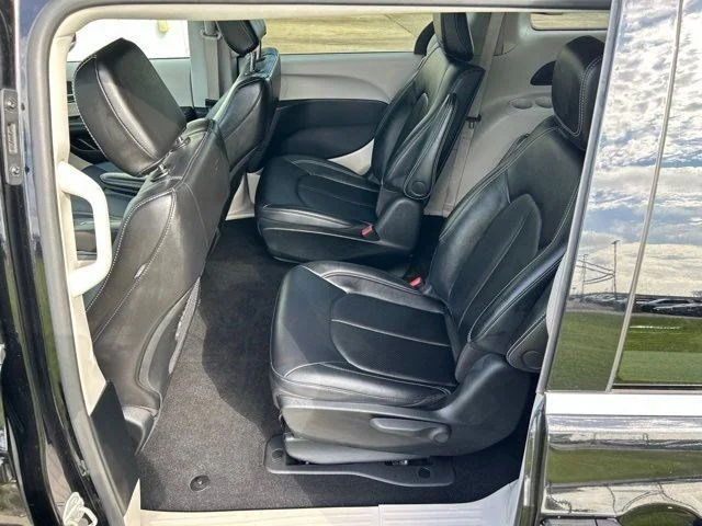 SEMINUEVOS CHRYSLER Pacifica Hybrid a Estados en autogozo