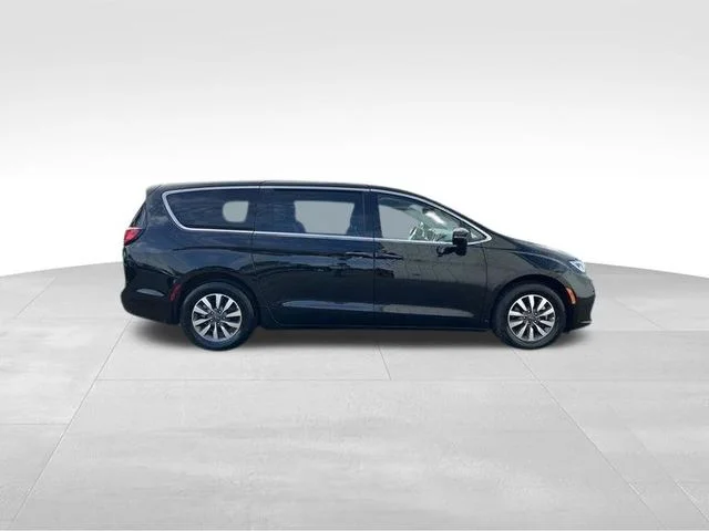 SEMINUEVOS CHRYSLER Pacifica Hybrid a Estados en autogozo
