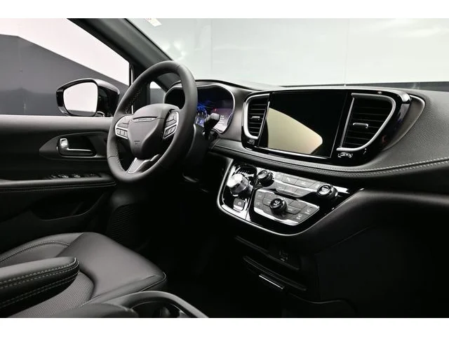 Nuevos CHRYSLER PACIFICA à Estados chez autogozo