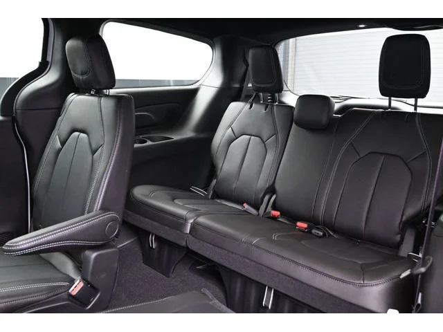 Nuevos CHRYSLER PACIFICA à Estados chez autogozo