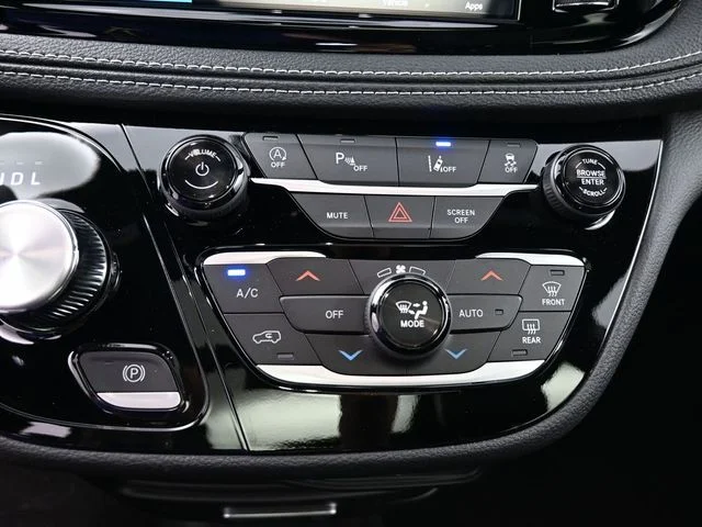 Nuevos CHRYSLER PACIFICA à Estados chez autogozo