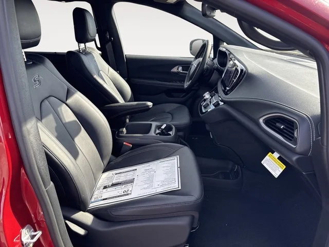 Nuevos CHRYSLER PACIFICA à Estados chez autogozo