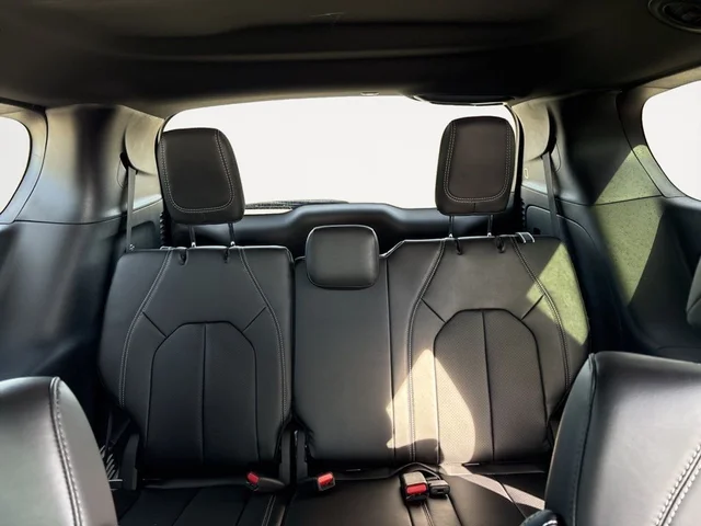 Nuevos CHRYSLER PACIFICA à Estados chez autogozo