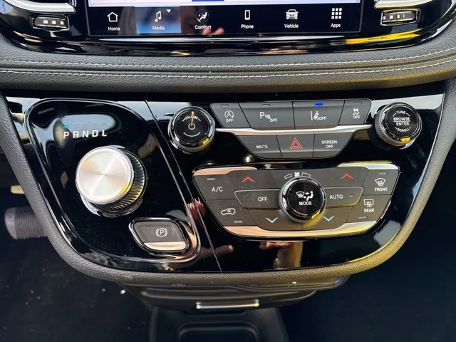 Nuevos CHRYSLER PACIFICA à Estados chez autogozo