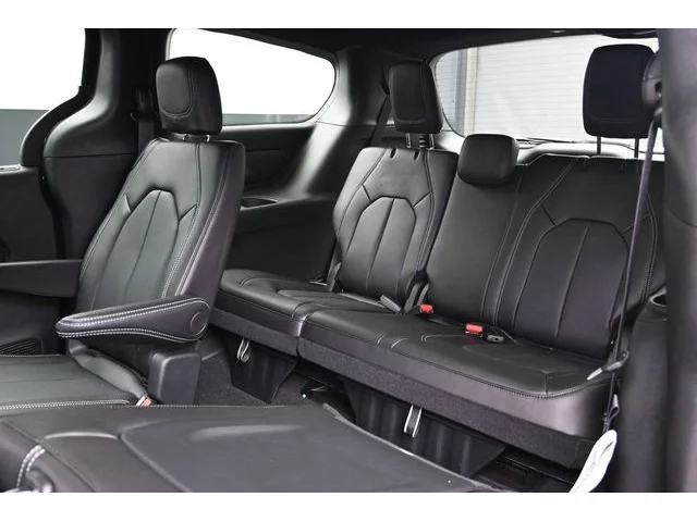 Nuevos CHRYSLER PACIFICA à Estados chez autogozo