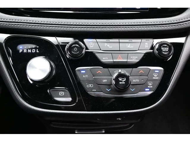 Nuevos CHRYSLER PACIFICA à Estados chez autogozo