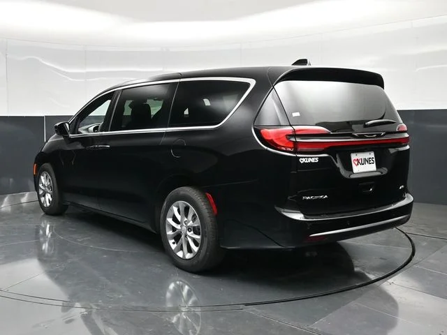 Nuevos CHRYSLER PACIFICA à Estados chez autogozo