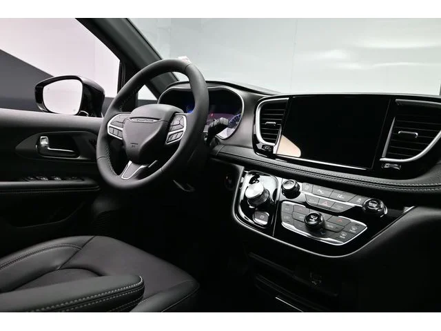 Nuevos CHRYSLER PACIFICA à Estados chez autogozo