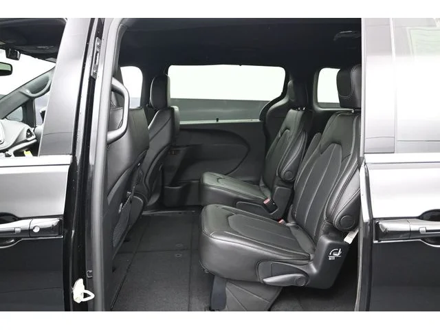 Nuevos CHRYSLER PACIFICA à Estados chez autogozo