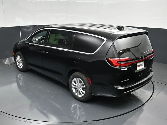 Nuevos CHRYSLER PACIFICA à Estados chez autogozo