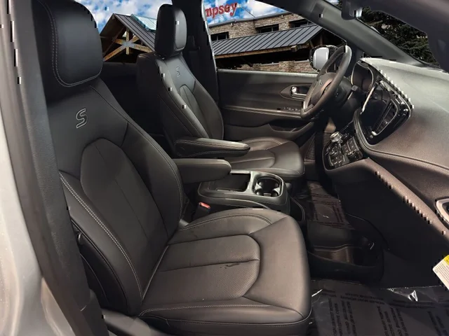 Nuevos CHRYSLER PACIFICA à Estados chez autogozo