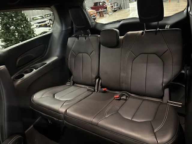 Nuevos CHRYSLER PACIFICA à Estados chez autogozo