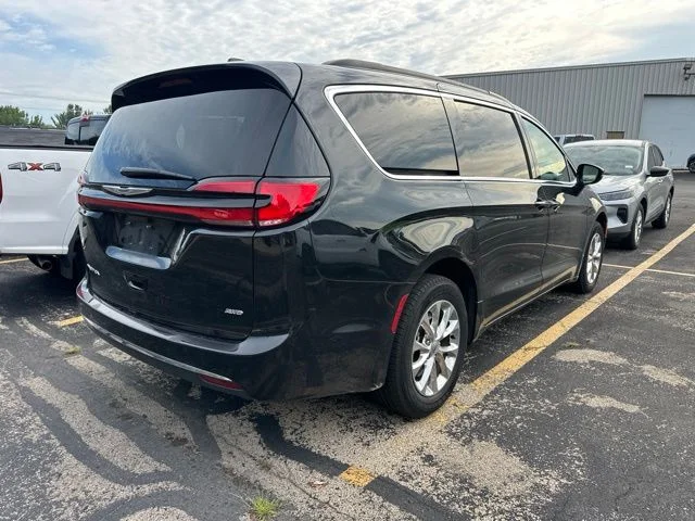 SEMINUEVOS CHRYSLER Pacifica a Estados en autogozo