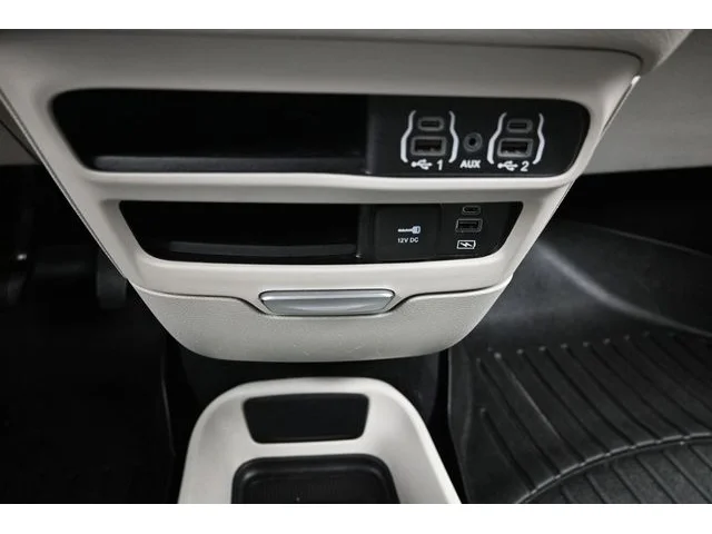 SEMINUEVOS CHRYSLER Pacifica a Estados en autogozo