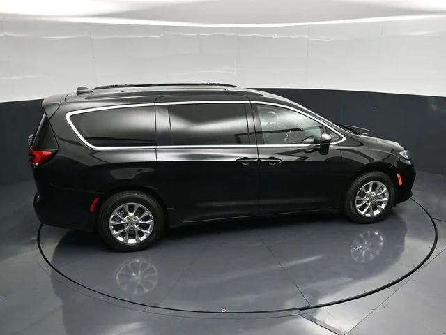 SEMINUEVOS CHRYSLER Pacifica a Estados en autogozo