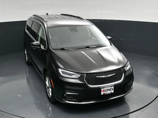SEMINUEVOS CHRYSLER Pacifica a Estados en autogozo