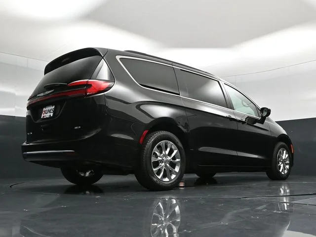 SEMINUEVOS CHRYSLER Pacifica a Estados en autogozo