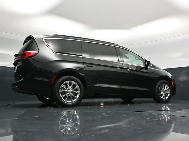 SEMINUEVOS CHRYSLER Pacifica a Estados en autogozo