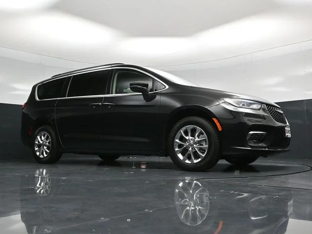 SEMINUEVOS CHRYSLER Pacifica a Estados en autogozo