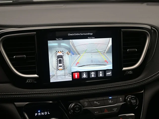 Nuevos CHRYSLER PACIFICA à Estados chez autogozo