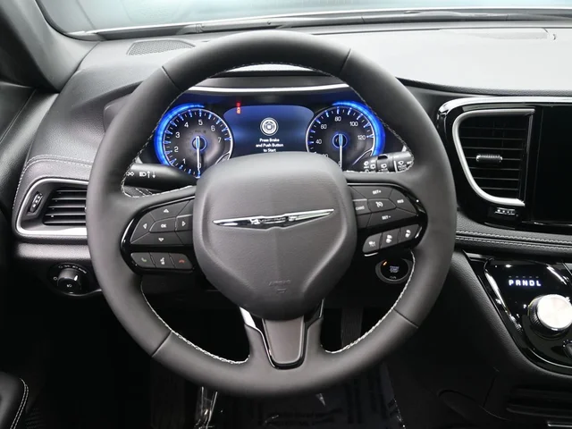 Nuevos CHRYSLER PACIFICA à Estados chez autogozo