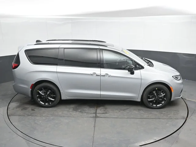 Nuevos CHRYSLER PACIFICA à Estados chez autogozo
