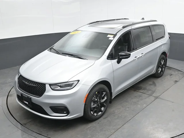 Nuevos CHRYSLER PACIFICA à Estados chez autogozo