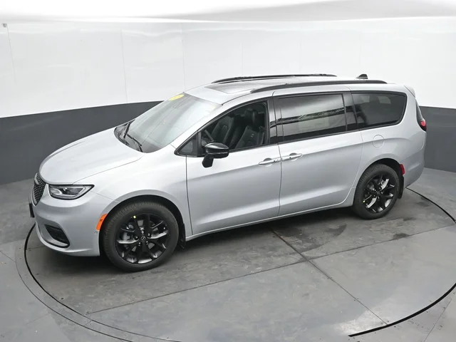 Nuevos CHRYSLER PACIFICA à Estados chez autogozo