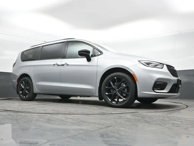 Nuevos CHRYSLER PACIFICA à Estados chez autogozo