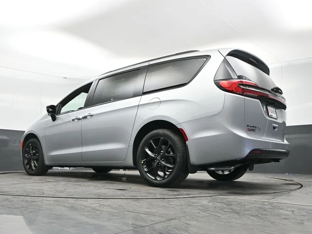 Nuevos CHRYSLER PACIFICA à Estados chez autogozo