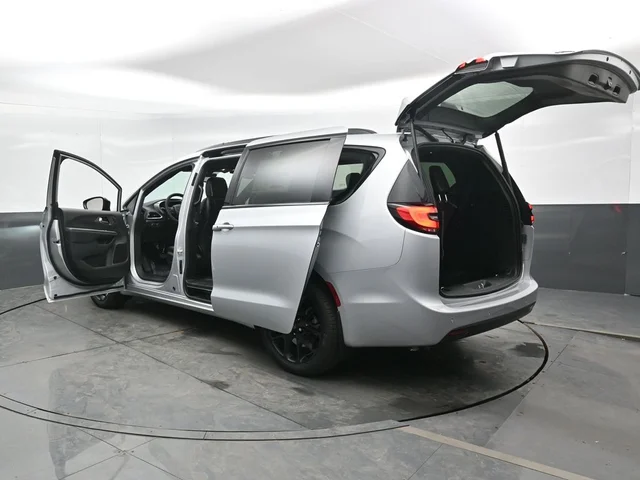 Nuevos CHRYSLER PACIFICA à Estados chez autogozo