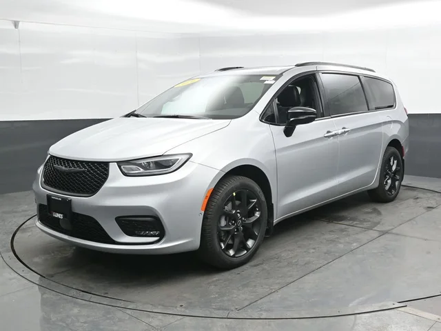 Nuevos CHRYSLER PACIFICA à Estados chez autogozo
