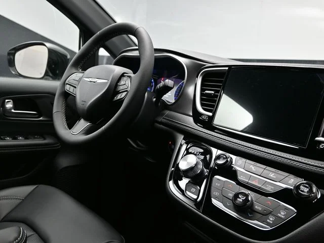 Nuevos CHRYSLER PACIFICA à Estados chez autogozo