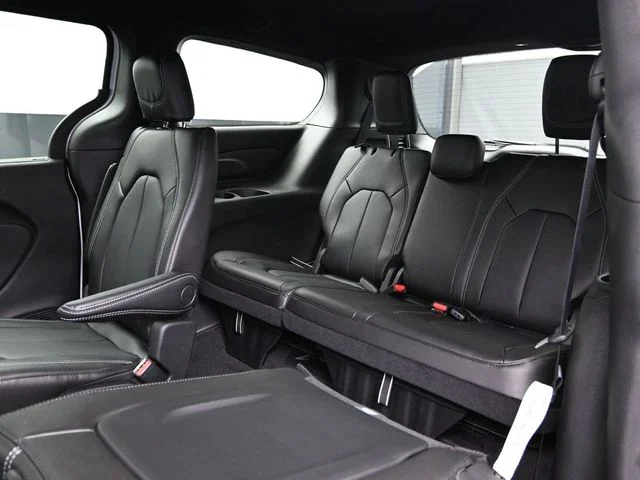 Nuevos CHRYSLER PACIFICA à Estados chez autogozo