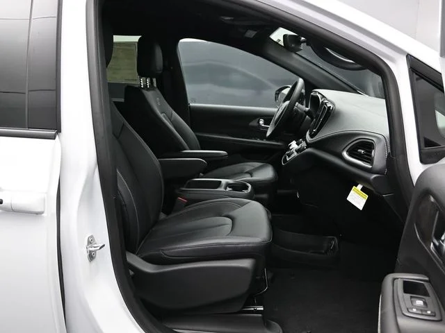 Nuevos CHRYSLER PACIFICA à Estados chez autogozo