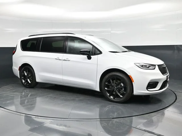 Nuevos CHRYSLER PACIFICA à Estados chez autogozo