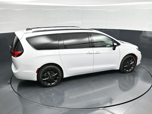 Nuevos CHRYSLER PACIFICA à Estados chez autogozo
