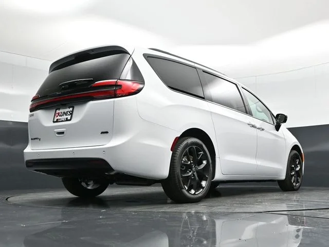 Nuevos CHRYSLER PACIFICA à Estados chez autogozo