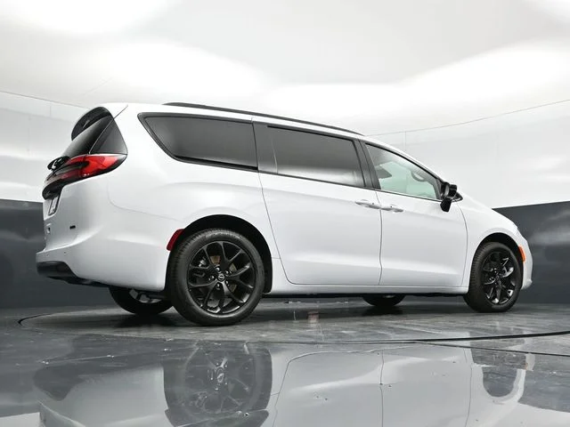 Nuevos CHRYSLER PACIFICA à Estados chez autogozo