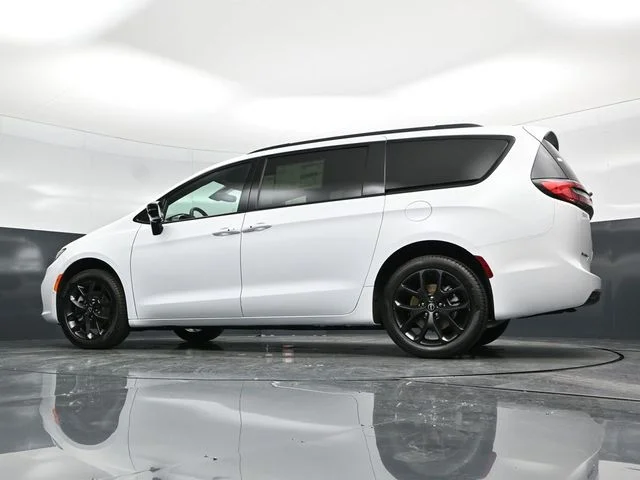 Nuevos CHRYSLER PACIFICA à Estados chez autogozo