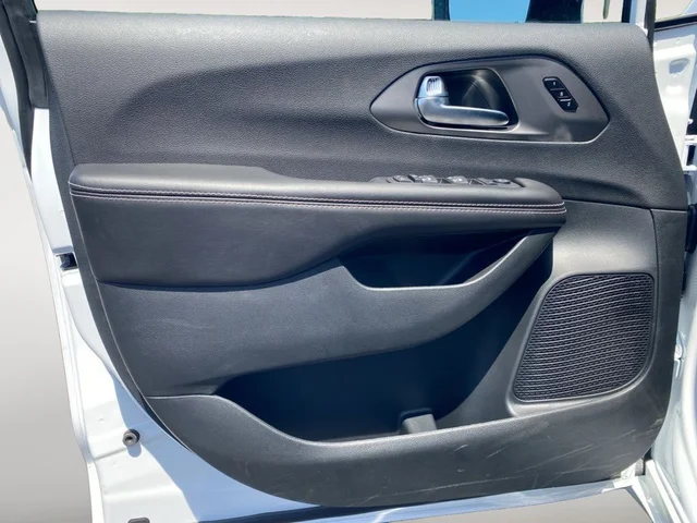 Nuevos CHRYSLER PACIFICA à Estados chez autogozo