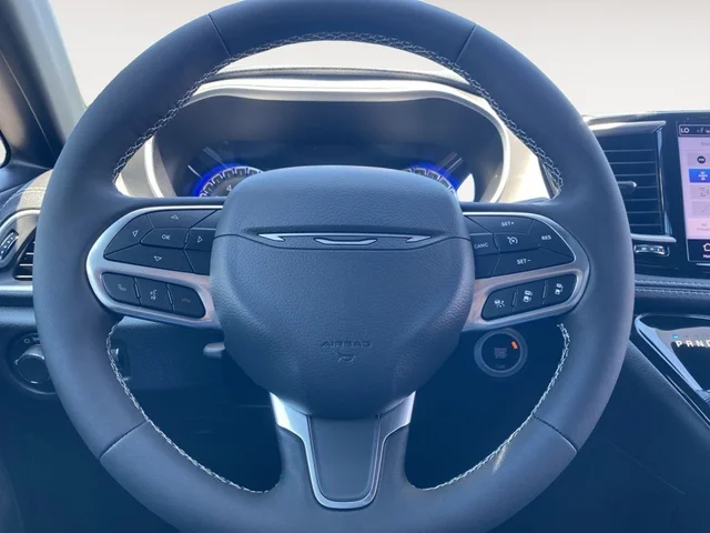 Nuevos CHRYSLER PACIFICA à Estados chez autogozo