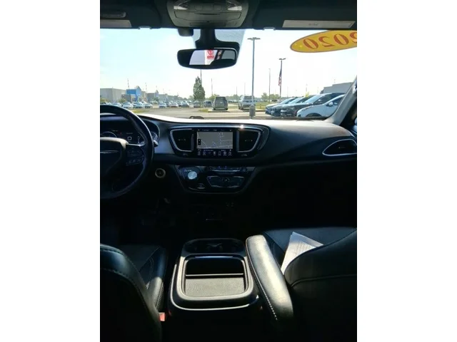 SEMINUEVOS CHRYSLER Pacifica a Estados en autogozo