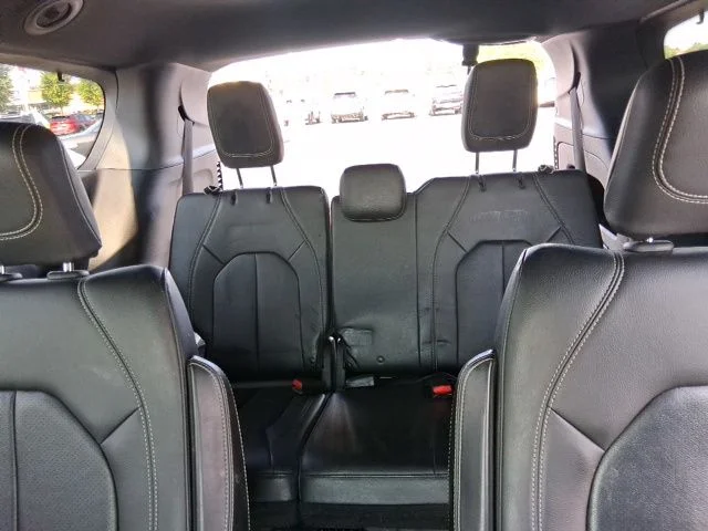 SEMINUEVOS CHRYSLER Pacifica a Estados en autogozo