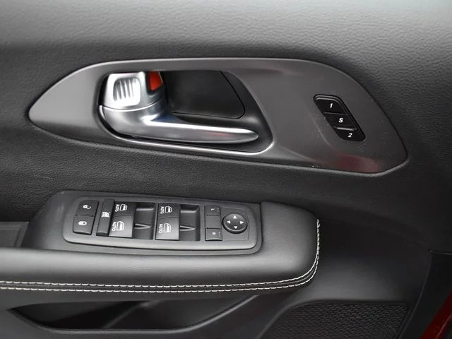 Nuevos CHRYSLER PACIFICA à Estados chez autogozo